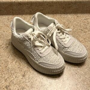 Women's Persephone Sneakers - Universal Thread White 8